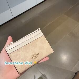 NWT Coach Mini Skinny ID Case CW870 Signature Canvas Sand/Chalk